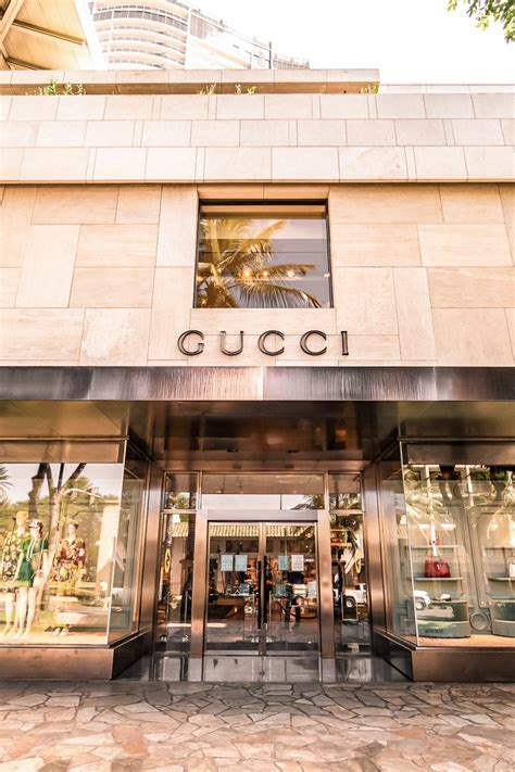 buying gucci in hawaii|gucci hawaii mall.